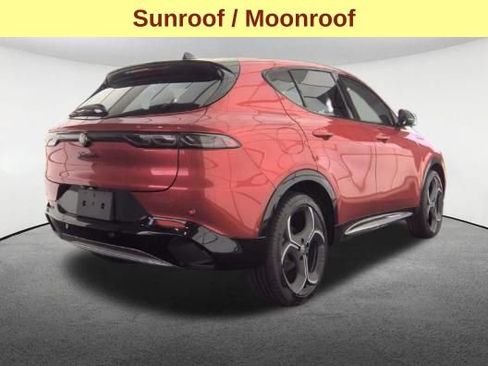 Used 2026 Alfa Romeo Tonale w/ Active Assist Package AWD/4WD image 5