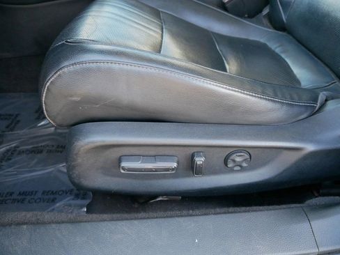 Used 2018 Honda Accord Touring image 9