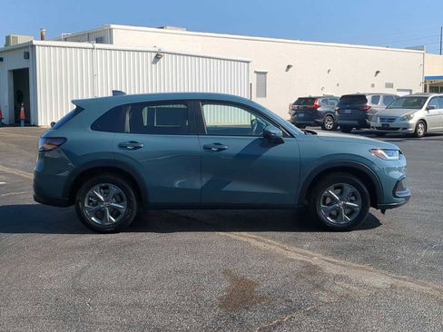 New 2026 Honda HR-V LX image 9