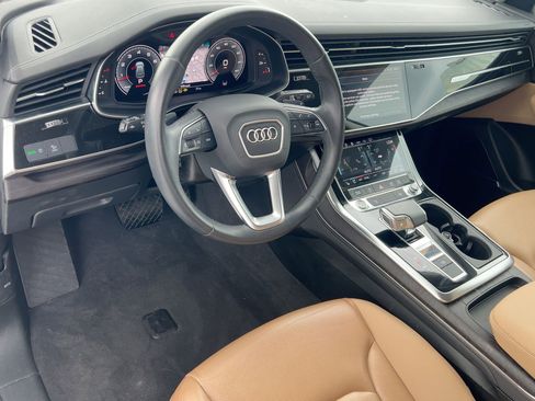 Used 2023 Audi Q8 Premium Plus image 4