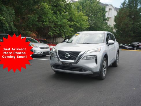 Used 2021 Nissan Rogue SV AWD/4WD image 1
