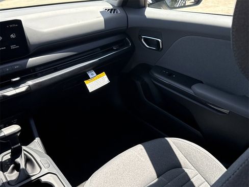 New 2025 Kia K4 EX image 17