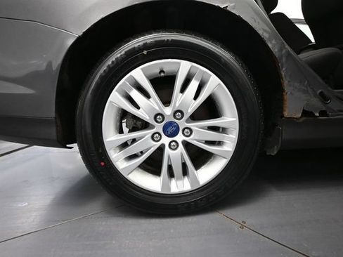 Used 2012 Ford Focus SEL FWD image 13