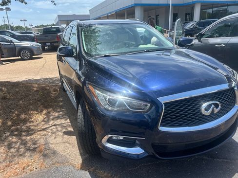 Used 2017 INFINITI QX60 FWD w/ Premium Package image 4
