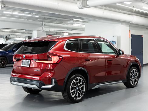 Used 2026 BMW X1 xDrive28i AWD/4WD image 5