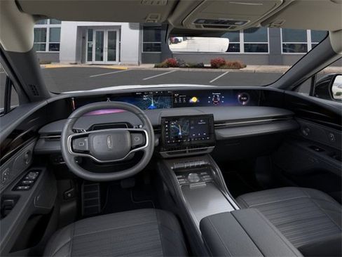 New 2026 Lincoln Nautilus Reserve w/ Jet Appearance Package image 9