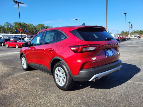New 2026 Ford Escape Active image 7