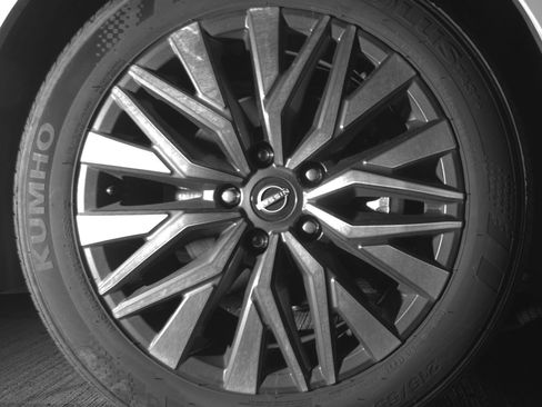 Used 2025 Nissan Altima 2.5 SV image 13