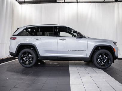 New 2025 Jeep Grand Cherokee Altitude