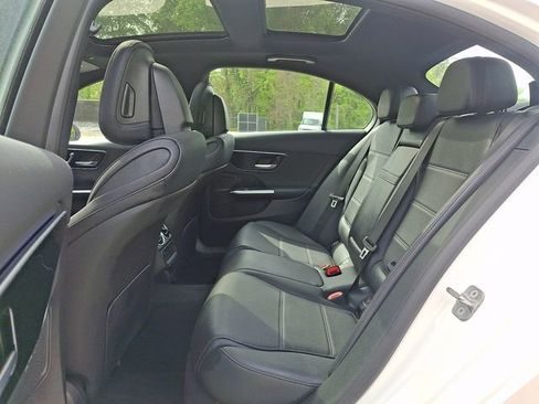 Used 2025 Mercedes-Benz C 300 4MATIC Sedan image 12