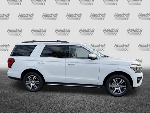 Used 2022 Ford Expedition XLT AWD/4WD image 10