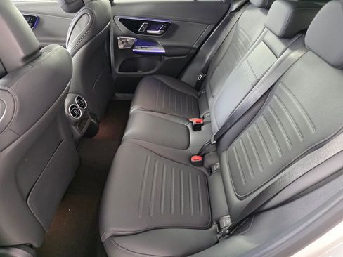 New 2026 Mercedes-Benz GLC 300 image 9