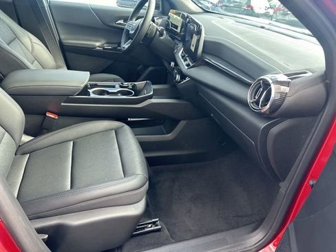 New 2026 Chevrolet Equinox LT w/ Convenience Package II image 23