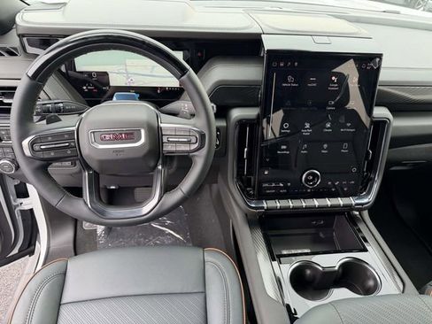 New 2026 GMC Yukon XL AT4 w/ AT4 Premium Plus Package image 9