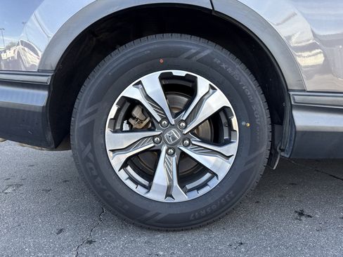 Used 2019 Honda CR-V LX image 19