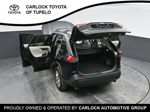 Used 2021 Toyota RAV4 XLE Premium image 54