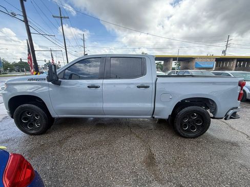 Used 2021 Chevrolet Silverado 1500 Custom RWD image 3