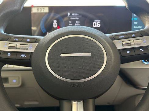 Certified 2026 Hyundai Kona SE image 23