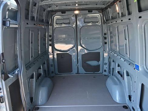 Used 2019 Mercedes-Benz Sprinter 144 image 49