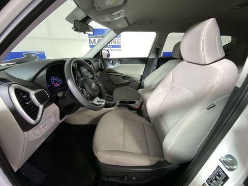 Used 2021 Kia Soul S FWD image 22