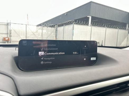 Used 2025 MAZDA CX-50 AWD 2.5 S w/ Premium Package image 12