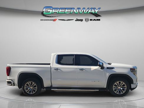 Used 2023 GMC Sierra 1500 Denali image 4