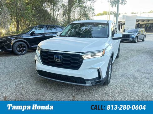 Certified 2025 Honda Pilot EX-L image 1