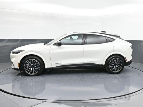 Used 2025 Ford Mustang Mach-E Premium image 5