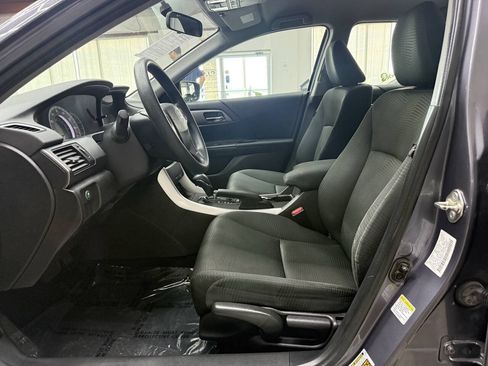 Used 2015 Honda Accord LX image 11