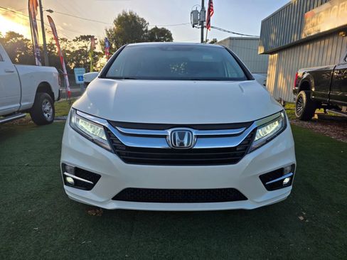 Used 2018 Honda Odyssey Elite image 2