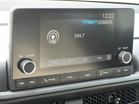 Used 2023 Honda CR-V LX image 18