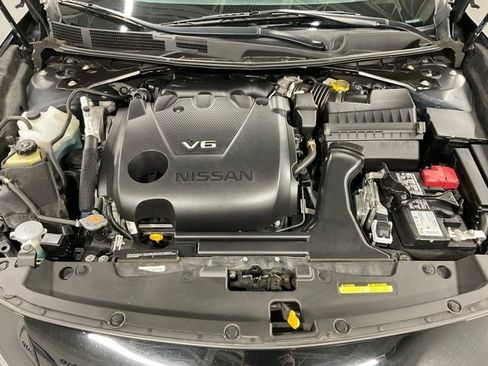 Used 2023 Nissan Maxima SV w/ Floor Mat Group image 10