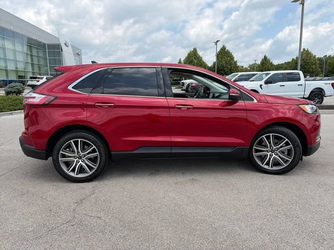 Used 2024 Ford Edge Titanium w/ Equipment Group 301A AWD/4WD image 8