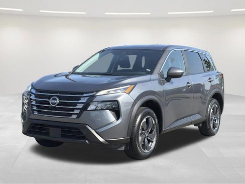 Used 2025 Nissan Rogue SV FWD image 1