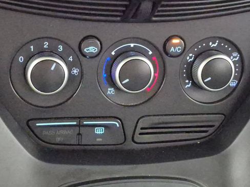 Used 2014 Ford Escape S FWD image 21