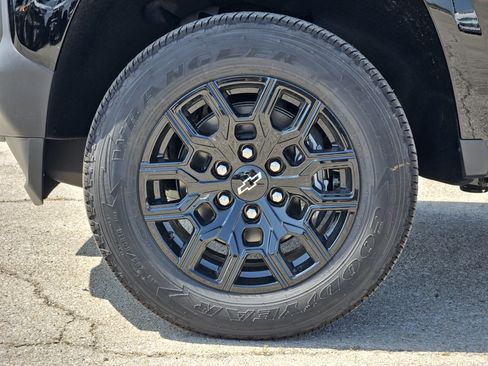 New 2026 Chevrolet Colorado W/T w/ WT Custom Package RWD image 7