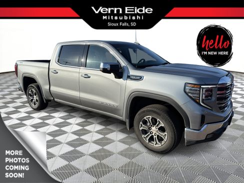 Used 2026 GMC Sierra 1500 SLT AWD/4WD image 1