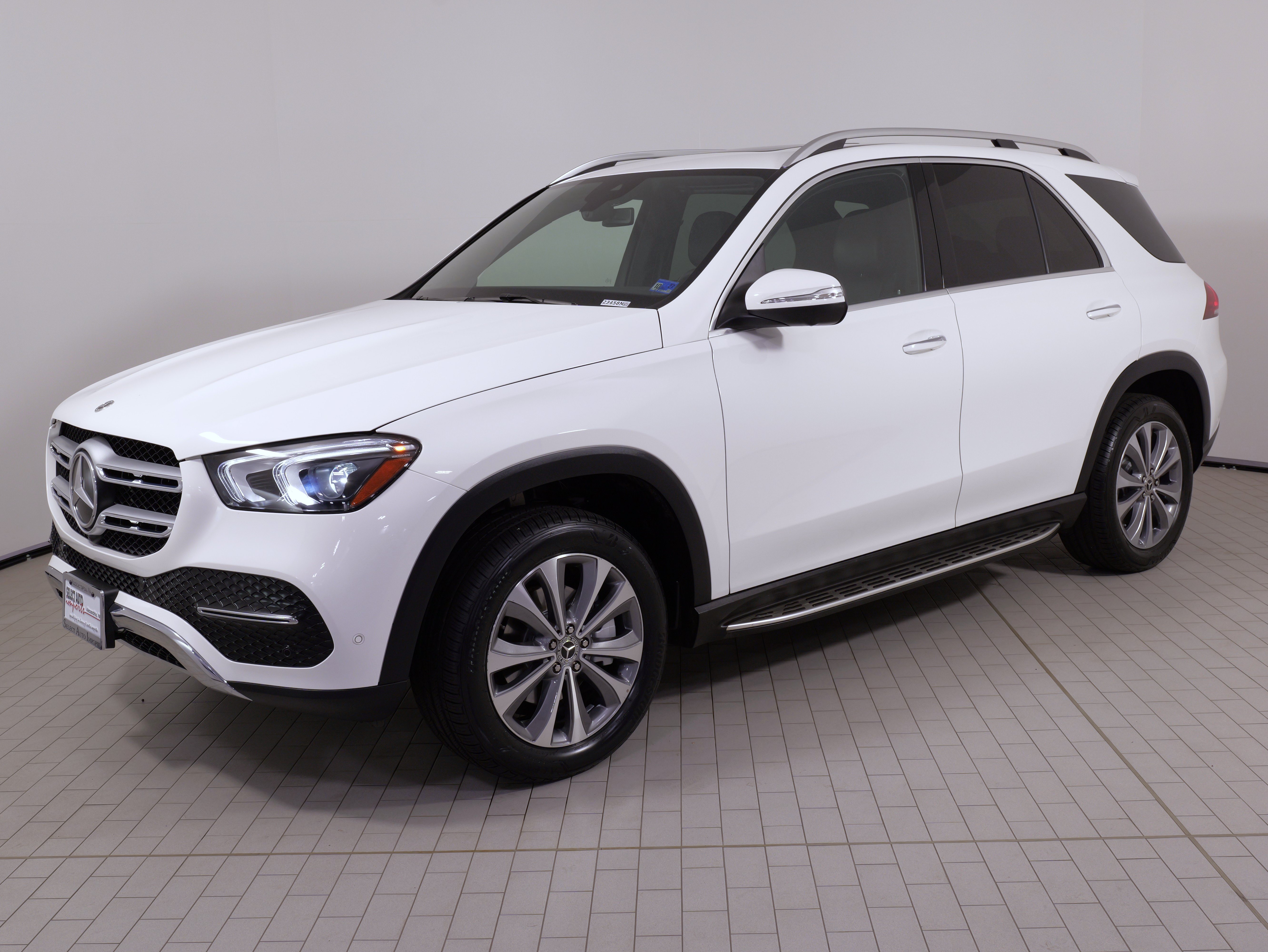 Used 2021 Mercedes-Benz GLE 350 4MATIC image 1