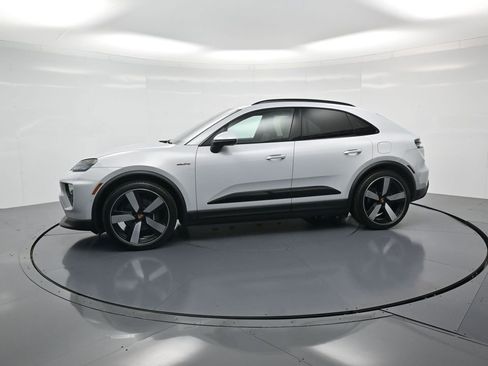 New 2026 Porsche Macan Electric RWD image 2