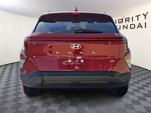Used 2024 Hyundai Kona SEL w/ Convenience Package image 5