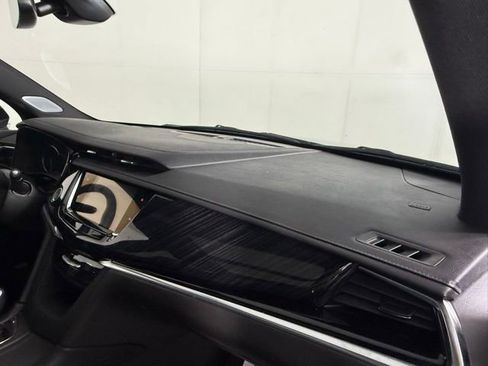 Certified 2024 Cadillac XT6 Premium Luxury image 35