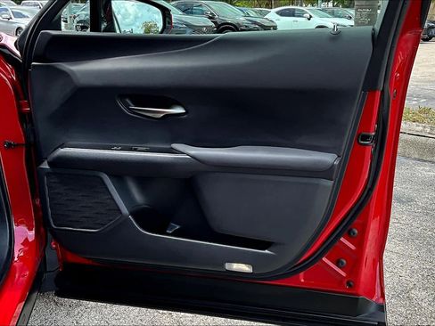 Used 2020 Lexus UX 200 w/ Premium Package FWD image 27