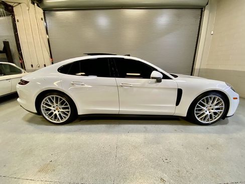Used 2017 Porsche Panamera 4S AWD/4WD image 7