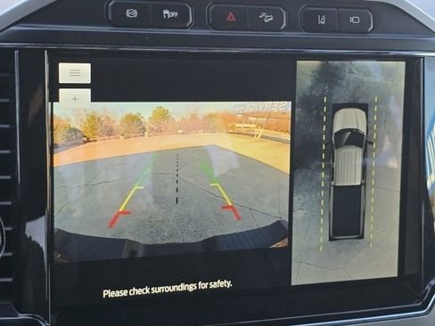 Used 2022 Ford F350 Lariat w/ Black Appearance Package image 26