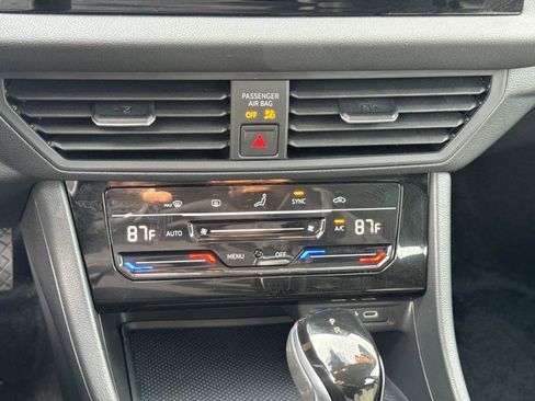 Certified 2025 Volkswagen Jetta S image 20