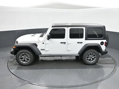 Used 2025 Jeep Wrangler Unlimited Sport AWD/4WD image 37