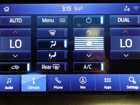 Used 2020 Ford F250 Platinum w/ FX4 Off-Road Package AWD/4WD image 69