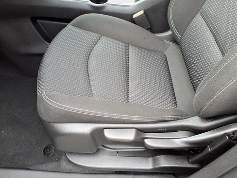 Used 2024 GMC Terrain SLE image 18