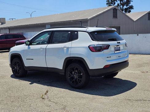 New 2026 Jeep Compass Latitude AWD/4WD image 5