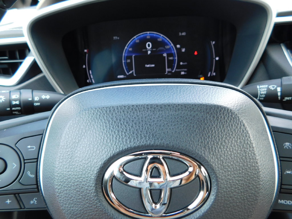 Used 2024 Toyota Corolla XSE FWD image 31